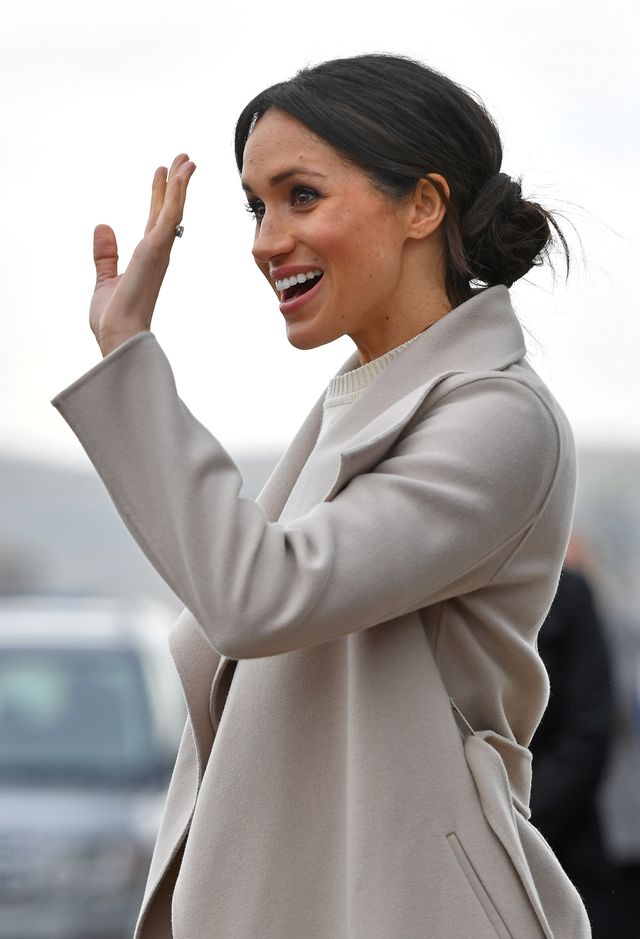 Ta dziewczyna zyskała POPULARNOŚĆ, bo wygląda jak Meghan Markle