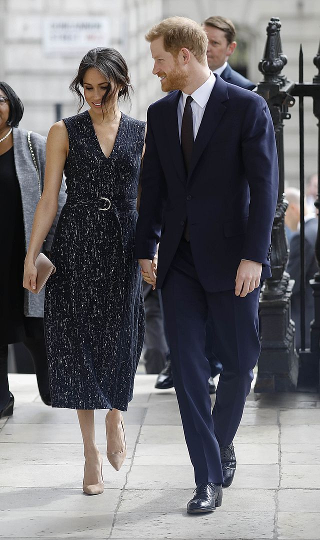 O takich butach, Meghan i Kate mogą jedynie POMARZYĆ O takich butach, Meghan i Kate mogą jedynie POMARZYĆ