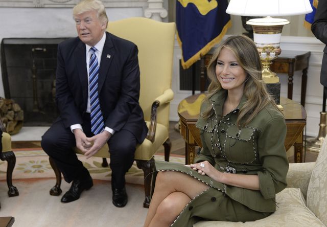 Ivanka Trump złożyła Melanii życzenia. Wszyscy mówią, że są LODOWATE Ivanka Trump złożyła Melanii życzenia. Wszyscy mówią, że są LODOWATE