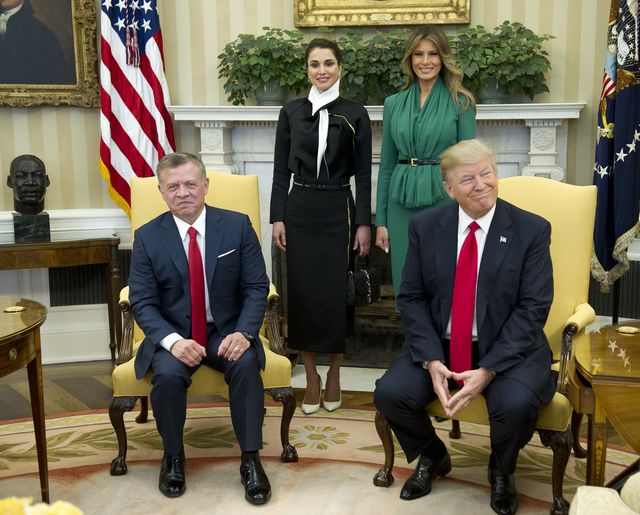 Perfekcyjna Melania Trump w kreacji, która podkreśliła jej świetną figurę (ZDJĘC