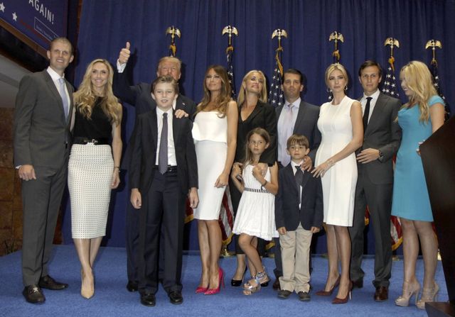 Naga sesja z kobietą i inne pikantne szczegóły z życia Melanii Trump 