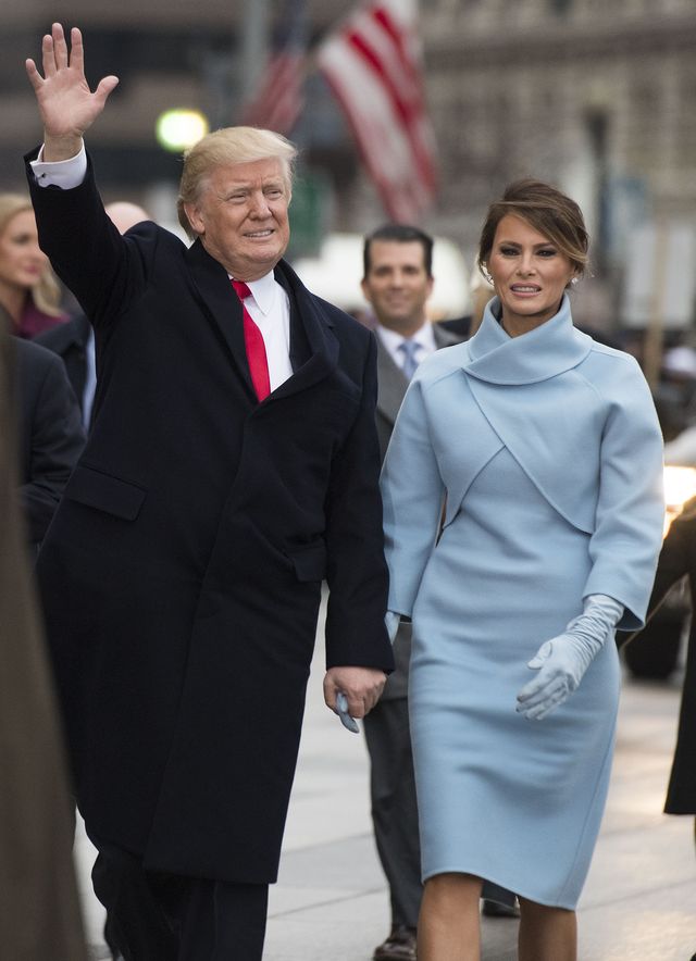To chyba NAJDZIWNIEJSZY gest Melanii wobec Donalda Trumpa To chyba NAJDZIWNIEJSZY gest Melanii wobec Donalda Trumpa