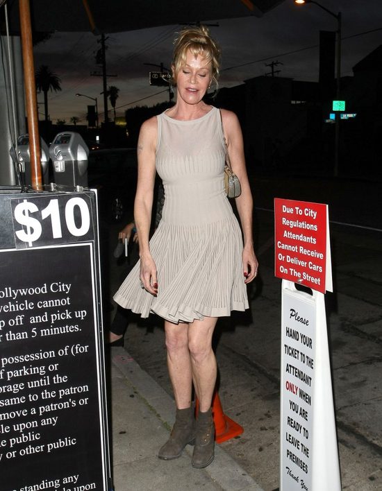 Nie tylko Maryla Rodowicz lubi sukienki przed kolano (FOTO)