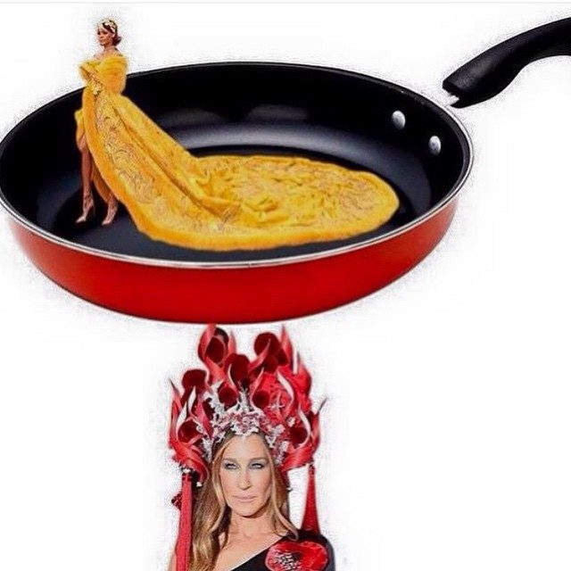 Kreacja Rihanny hitem memów po gali MET 2015 (FOTO)