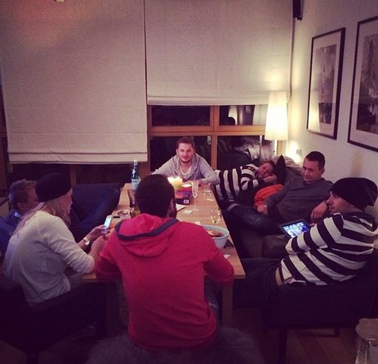 Czy Jessikę Mercedes boli dzisiaj głowa? (FOTO)