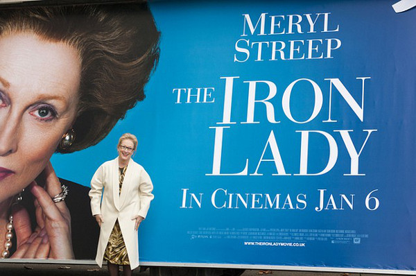 Pomylili zdjęcia Thatcher i Elżbiety II (VIDEO)