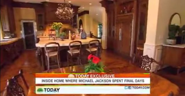 Pokojówki Michaela Jacksona ujawniają szokujące fakty! Pokojówki Michaela Jacksona ujawniają szokujące fakty!