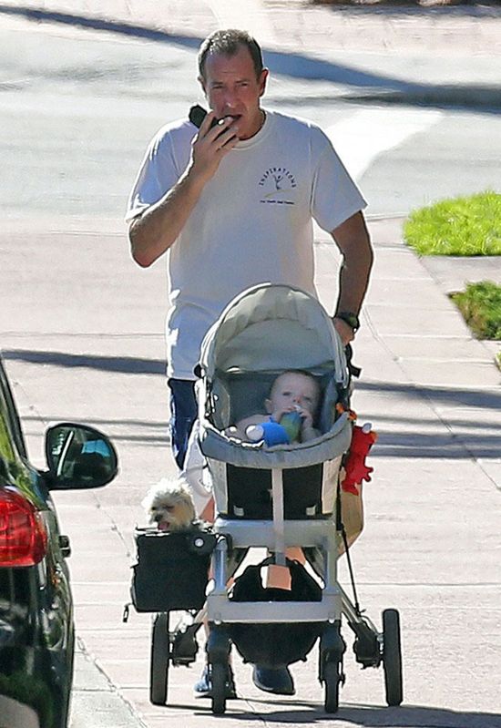 Tata Lindsay Lohan przykładnym ojcem? (FOTO)