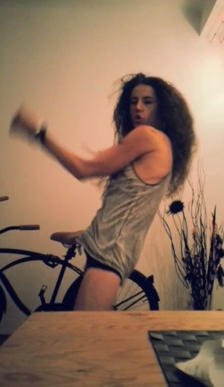 Szok! Michał Szpak pokazał swój erotyczny taniec! (VIDEO)