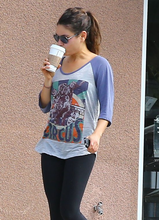 Mila Kunis dba o formę (FOTO) Mila Kunis dba o formę (FOTO)