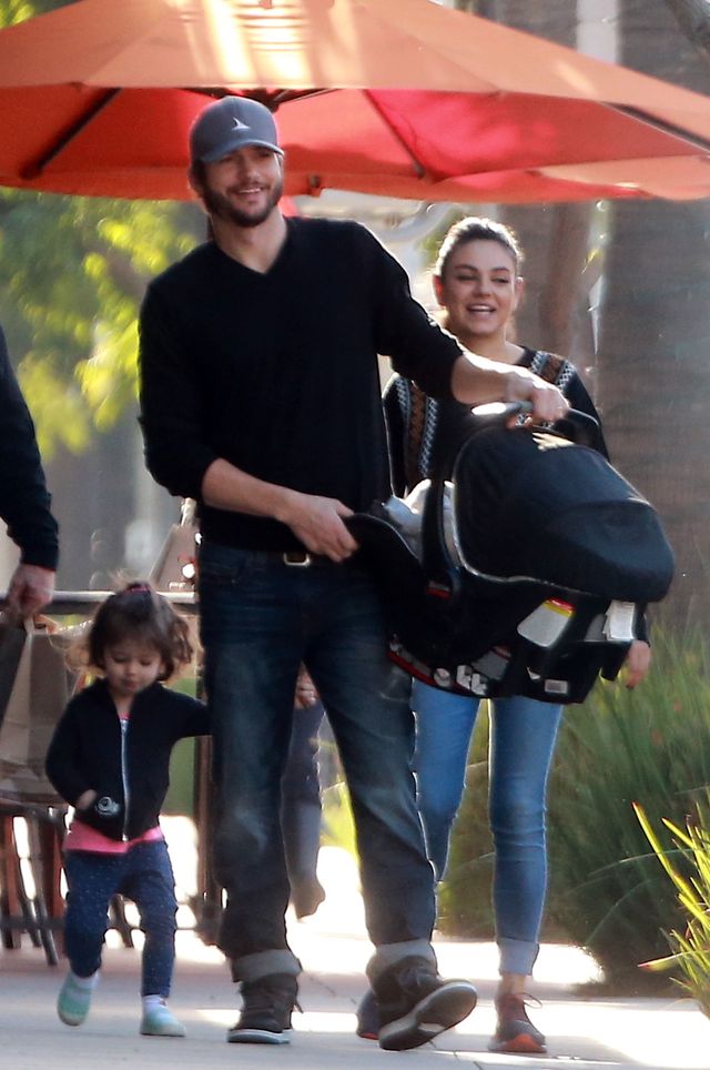 Jakie Mila Kunis ma chudziutkie nóżki! Jej figura robi wrażenie!