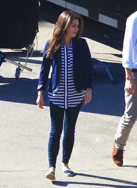 Mila Kunis jest w ciąży? (FOTO) Mila Kunis jest w ciąży? (FOTO)