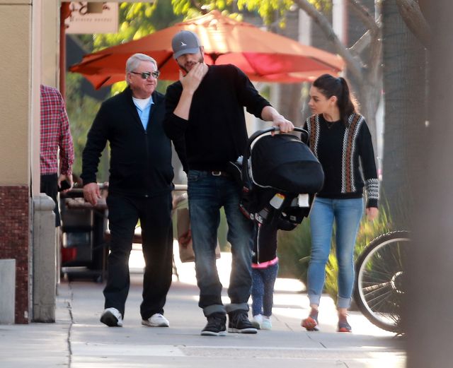 Jakie Mila Kunis ma chudziutkie nóżki! Jej figura robi wrażenie!