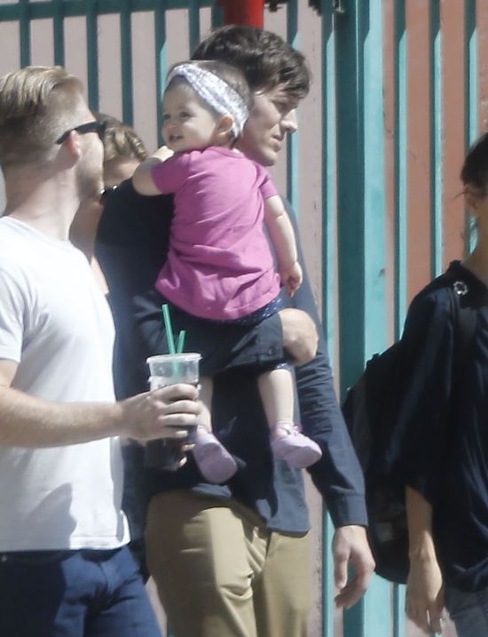 Ashotn Kutcher pochwalił się zdjęciem córeczki! (FOTO)