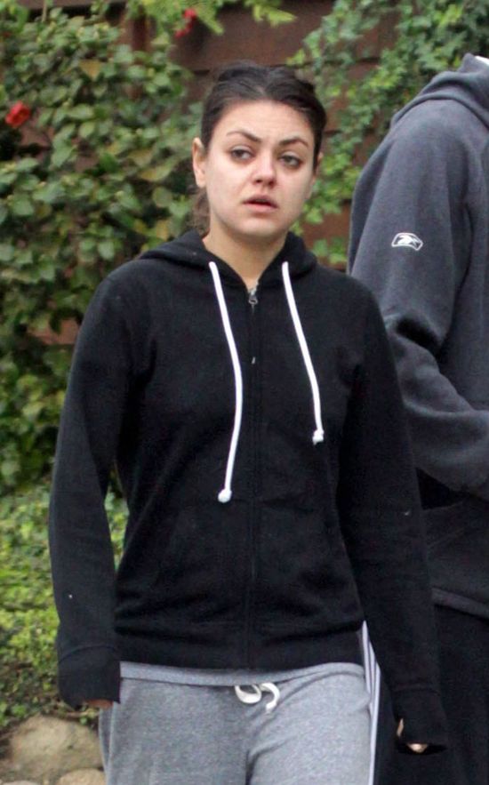Mila Kunis się zapuściła! (FOTO)
