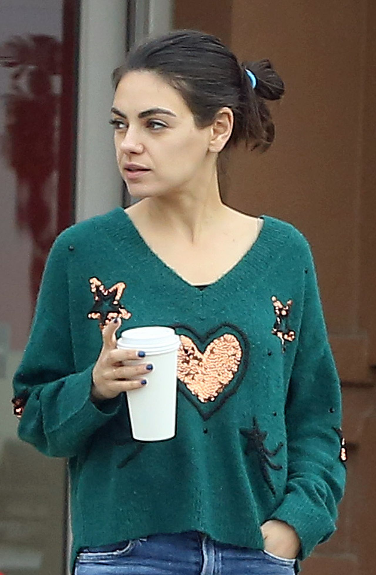 Mila Kunis chudnie, bo nie ma dla siebie czasu? (ZDJĘCIA)