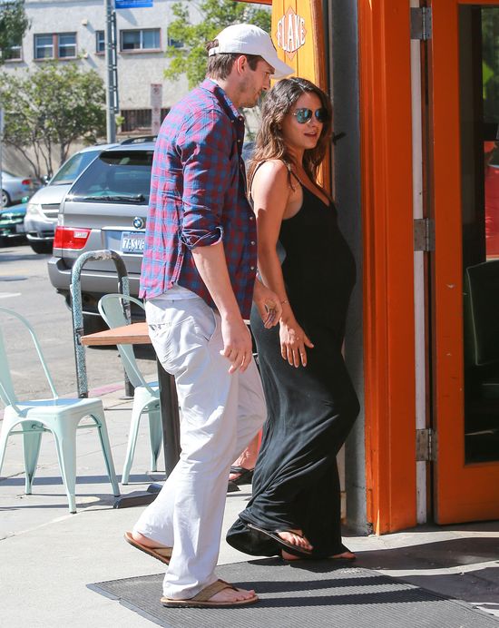 Mila Kunis urodziła! Mila Kunis urodziła!