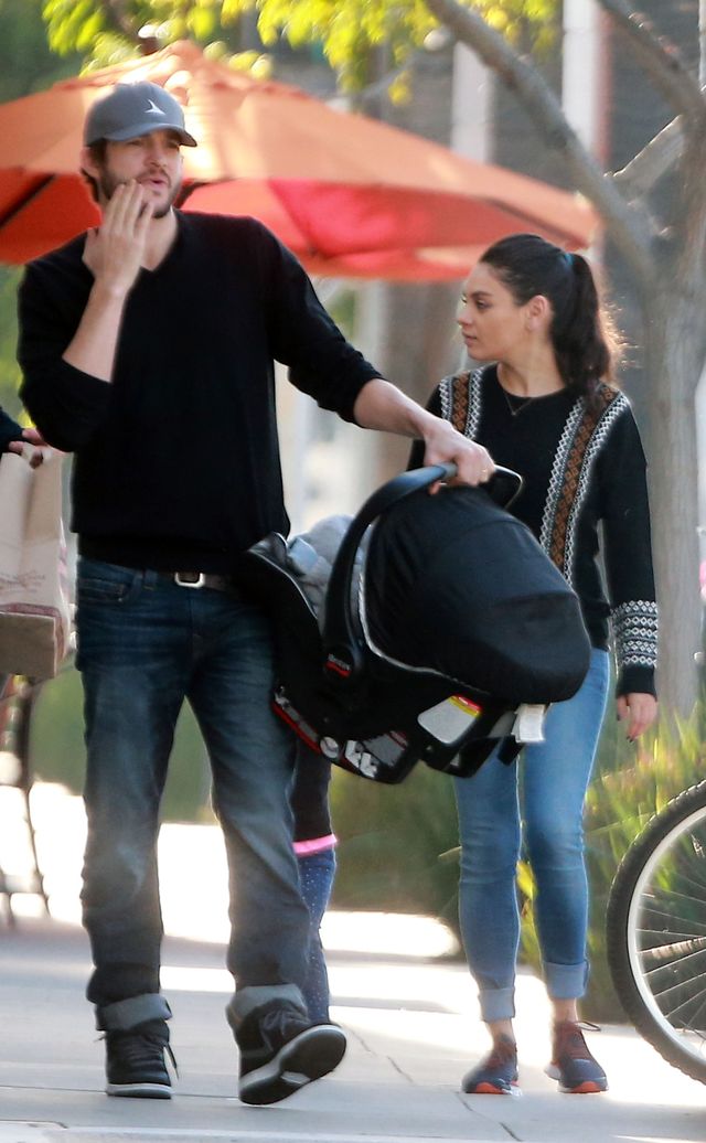 Jakie Mila Kunis ma chudziutkie nóżki! Jej figura robi wrażenie!