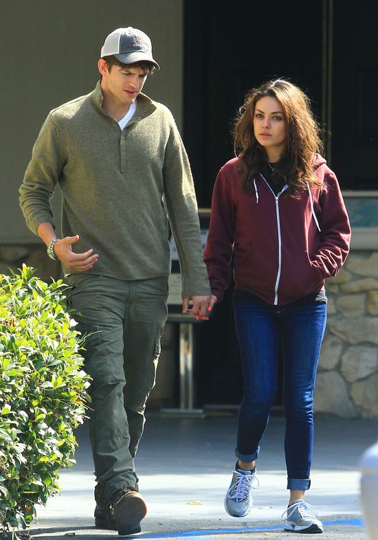 Rozczochrani Mila Kunis i Ashton Kutcher (FOTO)