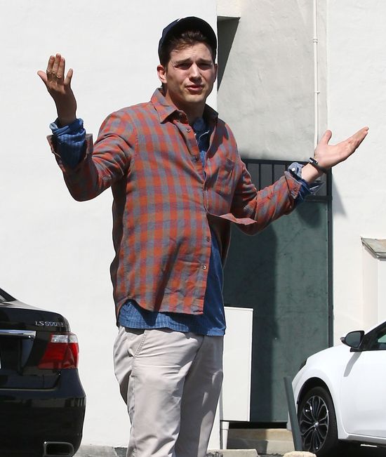 Mila Kunis podsyca plotki o swojej ciąży (FOTO)