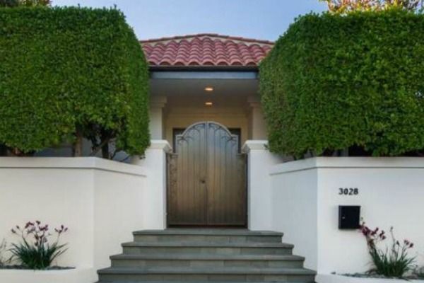  Tak mieszkała Mila Kunis, gdy była singielką (FOTO)