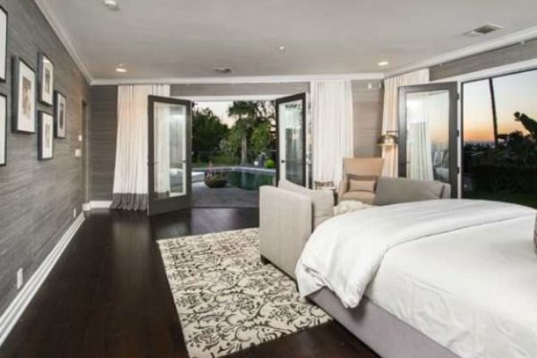 Tak mieszkała Mila Kunis, gdy była singielką (FOTO) Tak mieszkała Mila Kunis, gdy była singielką (FOTO)