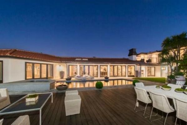 Tak mieszkała Mila Kunis, gdy była singielką (FOTO) Tak mieszkała Mila Kunis, gdy była singielką (FOTO)