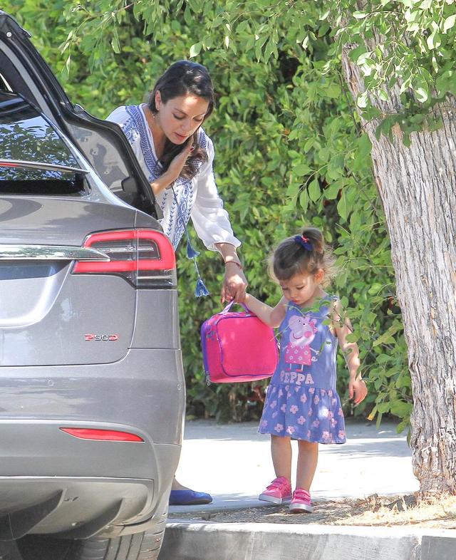 Czy to najsłodsze zdjęcia Mili Kunis z jej córeczką? (FOTO)