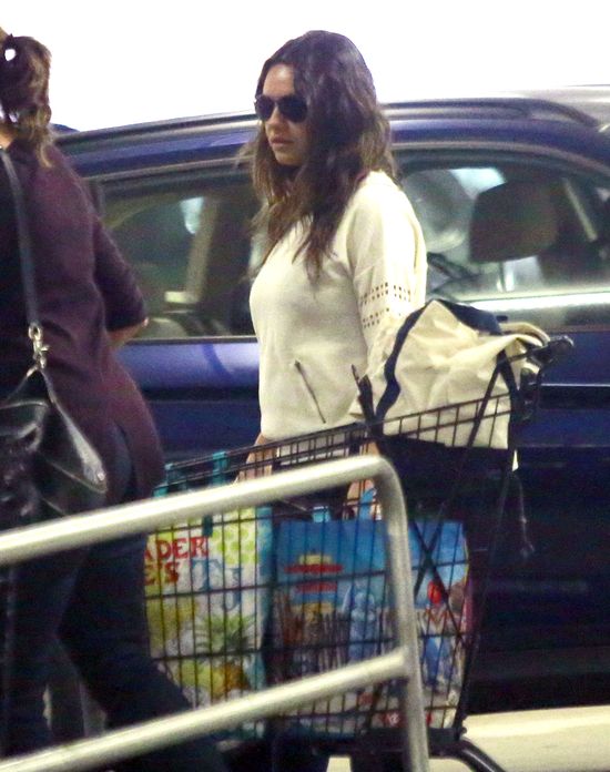 Mila Kunis ma obsesję na punkcie wagi po ciąży (FOTO) Mila Kunis ma obsesję na punkcie wagi po ciąży (FOTO)