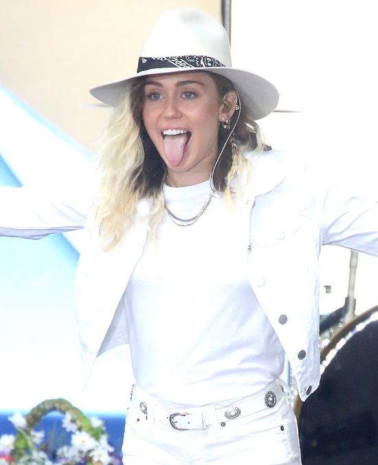 Miley Cyrus dała koncert. Wyglądała całkiem inaczej niż kiedyś