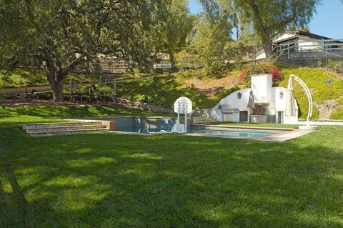 Miley Cyrus kupiła... ranczo (FOTO)