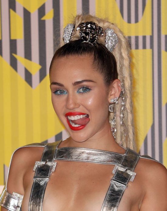 Komu Liam Hemsworth i Miley Cyrus zawdzięczają swój powrót?