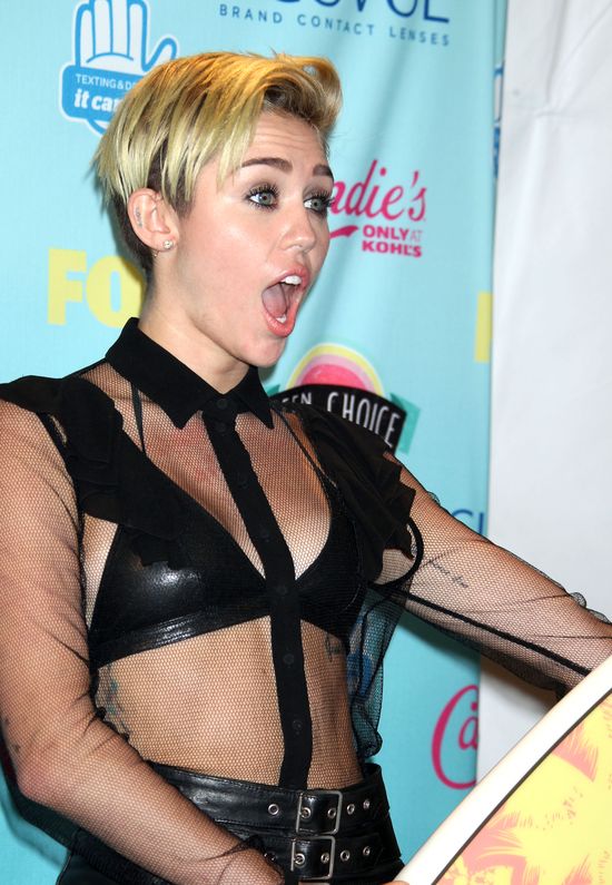 Miley Cyrus: Jestem p*pieprzona, mam tyle problemów! Miley Cyrus: Jestem p*pieprzona, mam tyle problemów!