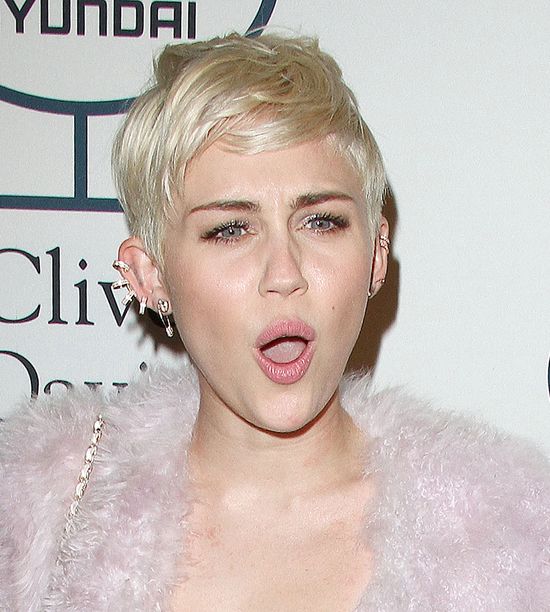 Miley Cyrus jest w ciąży!? Miley Cyrus jest w ciąży!?