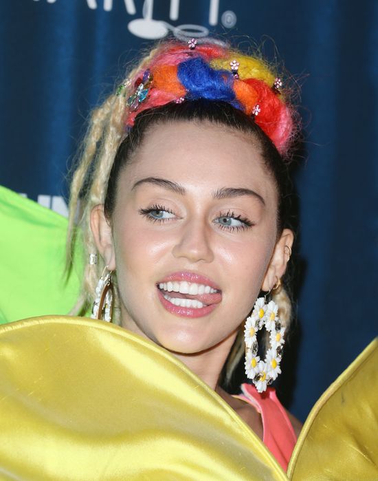 Miley Cyrus spotyka się z jednym z hollywoodzkich ciach!