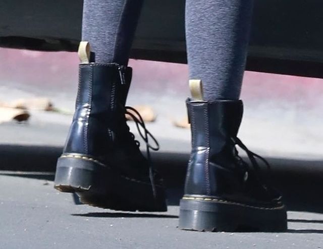 Kilka lat temu takie fotki Miley Cyrus nie miałyby prawa powstać (ZDJĘCIA) Kilka lat temu takie fotki Miley Cyrus nie miałyby prawa powstać (ZDJĘCIA)