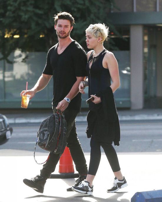 Miley Cyrus już myśli o zaręczynach Miley Cyrus już myśli o zaręczynach