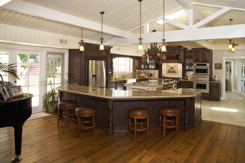 Miley Cyrus kupiła... ranczo (FOTO)