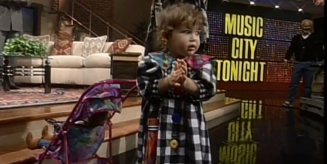 Poznajecie tą małą? Zapowiadała się na wielką skandalistkę? Poznajecie tą małą? Zapowiadała się na wielką skandalistkę?