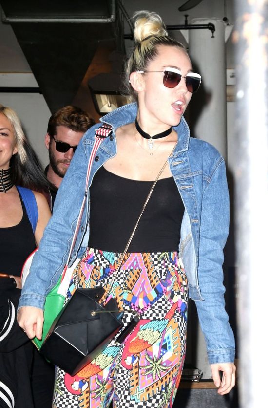 Sukces Liama! Miley Cyrus zaczyna przypominać KOBIETĘ! (FOTO)