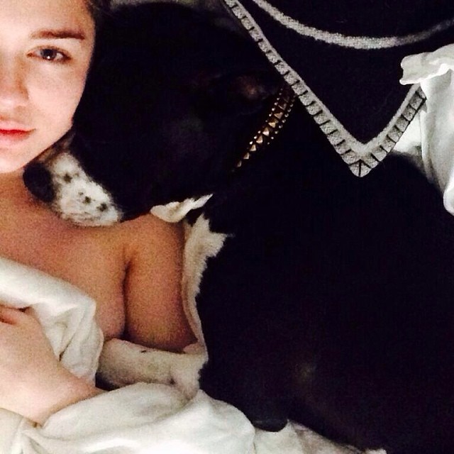 Miley Cyrus ma doła? (FOTO)