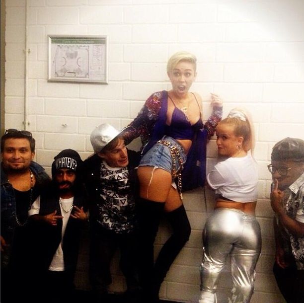 Miley Cyrus: Drogo, ale czy gustownie? (FOTO)