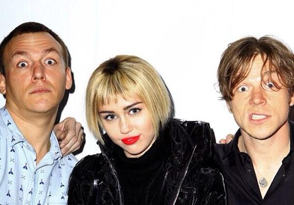 Miley Cyrus zmieniła fryzurę (FOTO)