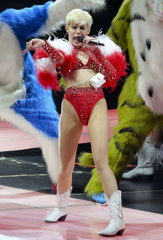 Miley Cyrus rozpoczęła trasę koncertową (FOTO)