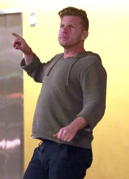 Minka Kelly z tajemniczym mężczyzną (FOTO) Minka Kelly z tajemniczym mężczyzną (FOTO)