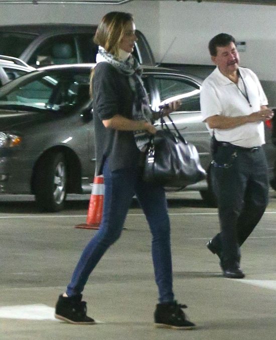 Kontuzjowana Miranda Kerr (FOTO) Kontuzjowana Miranda Kerr (FOTO)