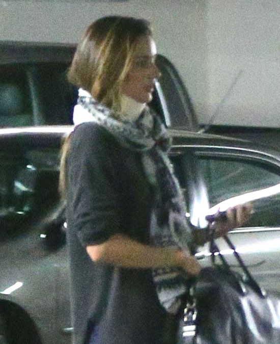 Kontuzjowana Miranda Kerr (FOTO) Kontuzjowana Miranda Kerr (FOTO)