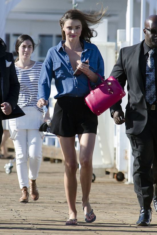 Miranda Kerr wróciła do Orlando i do ustawek (FOTO) Miranda Kerr wróciła do Orlando i do ustawek (FOTO)