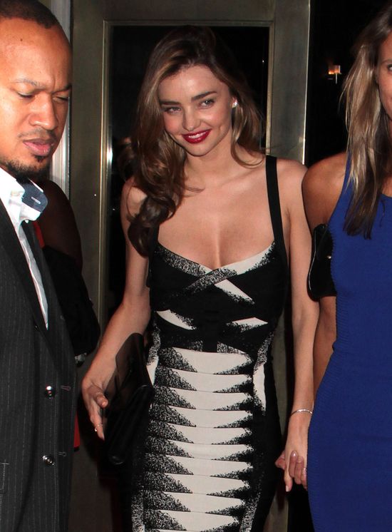 Miranda Kerr: Seksowna czy romantyczna? (FOTO)  