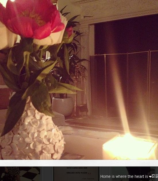 Miranda Kerr bawi się na placu zabaw (FOTO) Miranda Kerr bawi się na placu zabaw (FOTO)